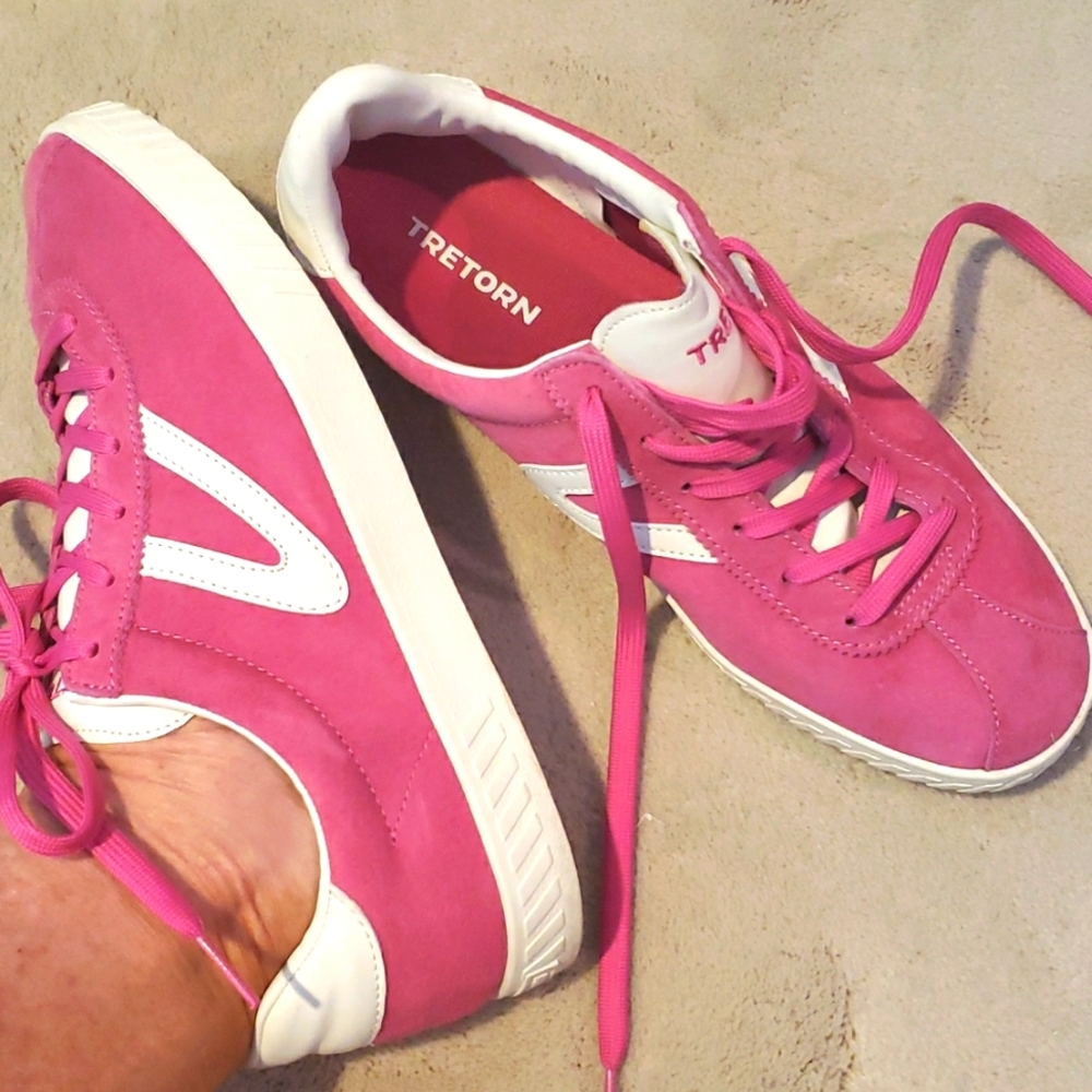Tretorn hot pink suede trainers
